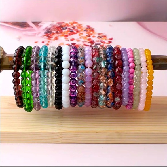 Color Bead Bracelet - Picture 1 of 3